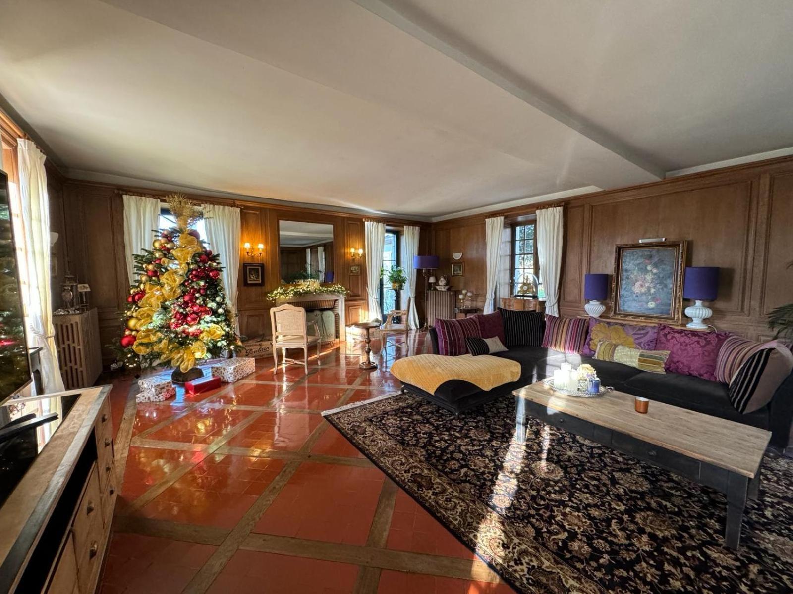 La Plaine De L'Angelus Bed & Breakfast Chailly-en-Biere Exterior photo